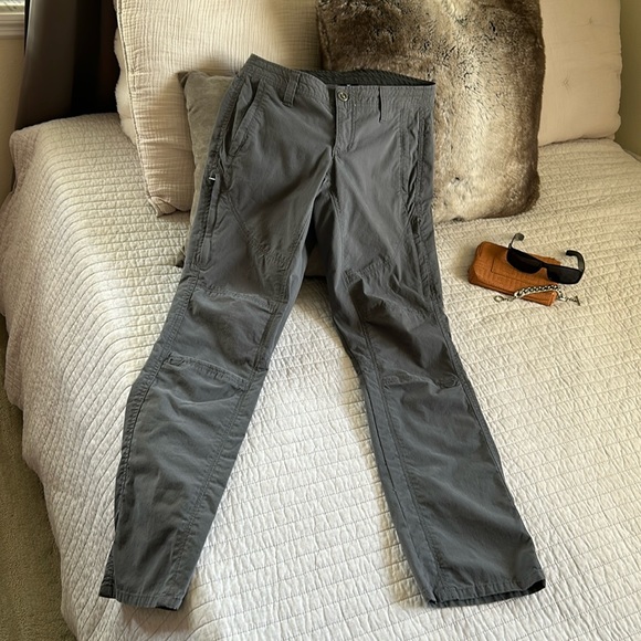 Kuhl Pants - Kuhl Spire grey roll up hiking outdoors casual pants 0 short women’s